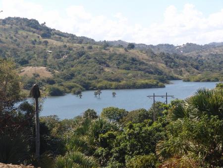 le lac de samada Egliesia